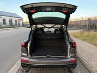 Gebraucht Porsche Cayenne Turbo 519 PS (381 kW) 2017 Grau SUV