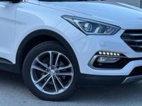 Gebraucht Hyundai Santa Fe Premium 200 PS (147 kW) 2017 Weiß SUV