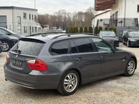 Gebraucht BMW 320 150 PS (110 kW) 2006 Sparkling graphite metallic Kombi