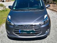 Gebraucht Hyundai ix20 125 PS (91 kW) 2017 Grau Kleinwagen