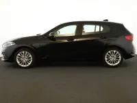 Gebraucht BMW 120 Advantage 190 PS (139 kW) 2023 Saphirschwarz metallic Kleinwagen
