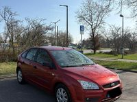 Gebraucht Ford Focus 101 PS (74 kW) 2006 Orange Kleinwagen
