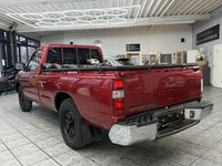 Gebraucht Nissan Navara 190 PS (139 kW) 2012 Rot Pickup