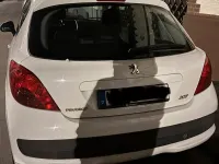 Gebraucht Peugeot 207 88 PS (64 kW) 2008 Weiß Kleinwagen