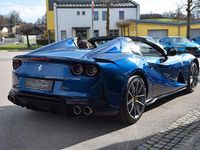 Gebraucht Ferrari 812 799 PS (587 kW) 2022 Blau Cabrio