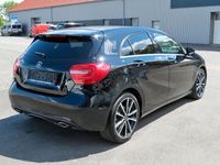 Gebraucht Mercedes A180 109 PS (80 kW) 2015 Schwarz Limousine