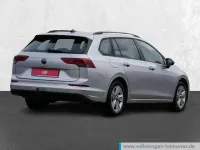 Second-hand VW Golf VIII Life 150 CP (110 kW) 2023 Argintiu Break