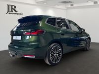 Gebraucht BMW 218 Active Tourer Performance 136 PS (100 kW) 2023 Grün Van / Kleinbus