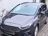 Gebraucht Ford S-MAX Titanium 150 PS (110 kW) 2016 Grau Van / Kleinbus