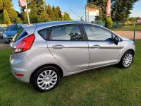 Gebraucht Ford Fiesta Trend 80 PS (58 kW) 2017 Polarsilber metallic Kleinwagen