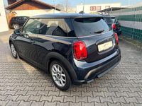 Gebraucht Mini Cooper 136 PS (100 kW) 2023 Schwarz Kleinwagen