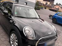 Second-hand Mini Cooper D 115 CP (84 kW) 2017 Negru Hatchback
