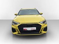 Gebraucht Audi A3 Ambiente 150 PS (110 kW) 2022 Pythongelb metallic Limousine