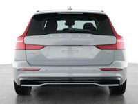 Gebraucht Volvo V60 145 PS (106 kW) 2025 Kombi