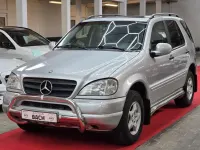 Gebraucht Mercedes ML320 218 PS (160 kW) 1999 Silber SUV