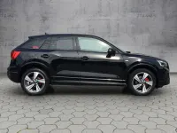 Gebraucht Audi Q2 S-Line 190 PS (139 kW) 2023 Mythosschwarz metallic SUV