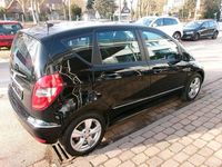 Gebraucht Mercedes A160 95 PS (69 kW) 2010 Schwarz Limousine