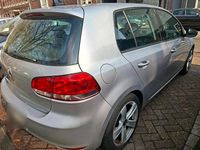Gebraucht VW Golf VI 80 PS (58 kW) 2010 Silber Kleinwagen