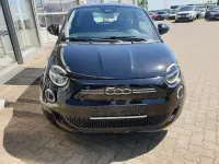 Gebraucht Fiat 500e Icon 69 kW (95 PS) 2023 Onyx schwarz Limousine