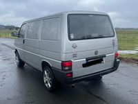 Second-hand VW Transporter 77 CP (56 kW) 1995 Argintiu Van