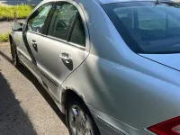 Gebraucht Mercedes C220 Classic 150 PS (110 kW) 2006 Silber Limousine