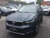 Gebraucht Volvo XC40 Momentum 129 PS (94 kW) 2021 Blau SUV