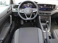 Second-hand VW Polo Life 95 CP (69 kW) 2024 Alb Berlinǎ