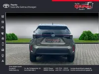 Gebraucht Toyota Yaris Connect Style 116 PS (85 kW) 2022 Manganbronze metallic Kleinwagen