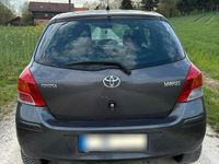 Gebraucht Toyota Yaris Sol 101 PS (74 kW) 2009 Grau Kleinwagen