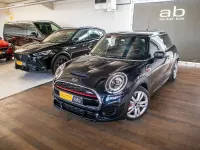 Gebraucht Mini John Cooper Works 231 PS (169 kW) 2020 Blau Kleinwagen