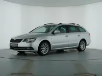 Gebraucht Skoda Superb 160 PS (117 kW) 2013 Brilliantsilber metallic Kombi