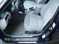 Gebraucht BMW 325 218 PS (160 kW) 2005 Blau metallic Limousine
