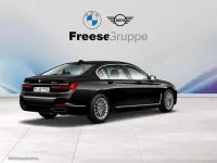 Gebraucht BMW 745e iPerformance 394 PS (289 kW) 2022 Schwarz Limousine