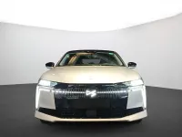 Neu DS Automobiles DS4 156 kW (213 PS) 2026 Lackierung chrystal pearl/typ aussenverkleidung metalliclackierung Limousine