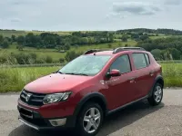 Gebraucht Dacia Sandero Stepway 90 PS (66 kW) 2013 Rot Kleinwagen