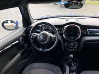 Second-hand Mini ONE 102 CP (75 kW) 2018 Albastru Hatchback