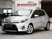 Gebraucht Toyota Yaris Hybrid Club 75 PS (55 kW) 2013 Silber Kleinwagen
