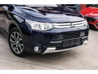 Gebraucht Mitsubishi Outlander Intense 150 PS (110 kW) 2014 Tansanitblau SUV