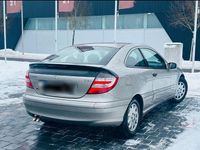 Gebraucht Mercedes C220 143 PS (105 kW) 2005 Grau Kleinwagen
