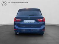 Gebraucht BMW 218 140 PS (102 kW) 2018 Mediterranblau metallic Van / Kleinbus