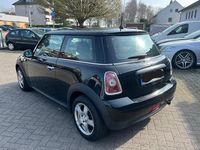 Gebraucht Mini ONE 75 PS (55 kW) 2010 Schwarz Kleinwagen