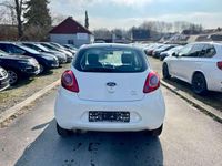 Gebraucht Ford Ka Trend 69 PS (50 kW) 2015 Weiß Kleinwagen