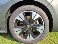 Second-hand VW Multivan 245 CP (180 kW) 2025 Gri Monovolum