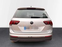 Gebraucht VW Tiguan Active 150 PS (110 kW) 2021 Reflexsilber metallic SUV