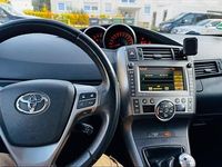 Gebraucht Toyota Verso 177 PS (130 kW) 2010 Grau Van / Kleinbus