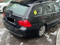 Gebraucht BMW 318 143 PS (105 kW) 2008 Schwarz Kombi