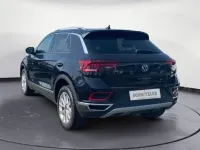 Gebraucht VW T-Roc Style 110 PS (80 kW) 2023 (schwarz) deep black perleffekt SUV
