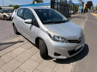 Gebraucht Toyota Yaris Life 99 PS (72 kW) 2012 Silber Kleinwagen