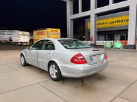 Gebraucht Mercedes E320 Elegance 224 PS (164 kW) 2002 Silber Limousine