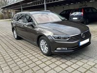 Gebraucht VW Passat Comfortline 150 PS (110 kW) 2015 Braun Kombi